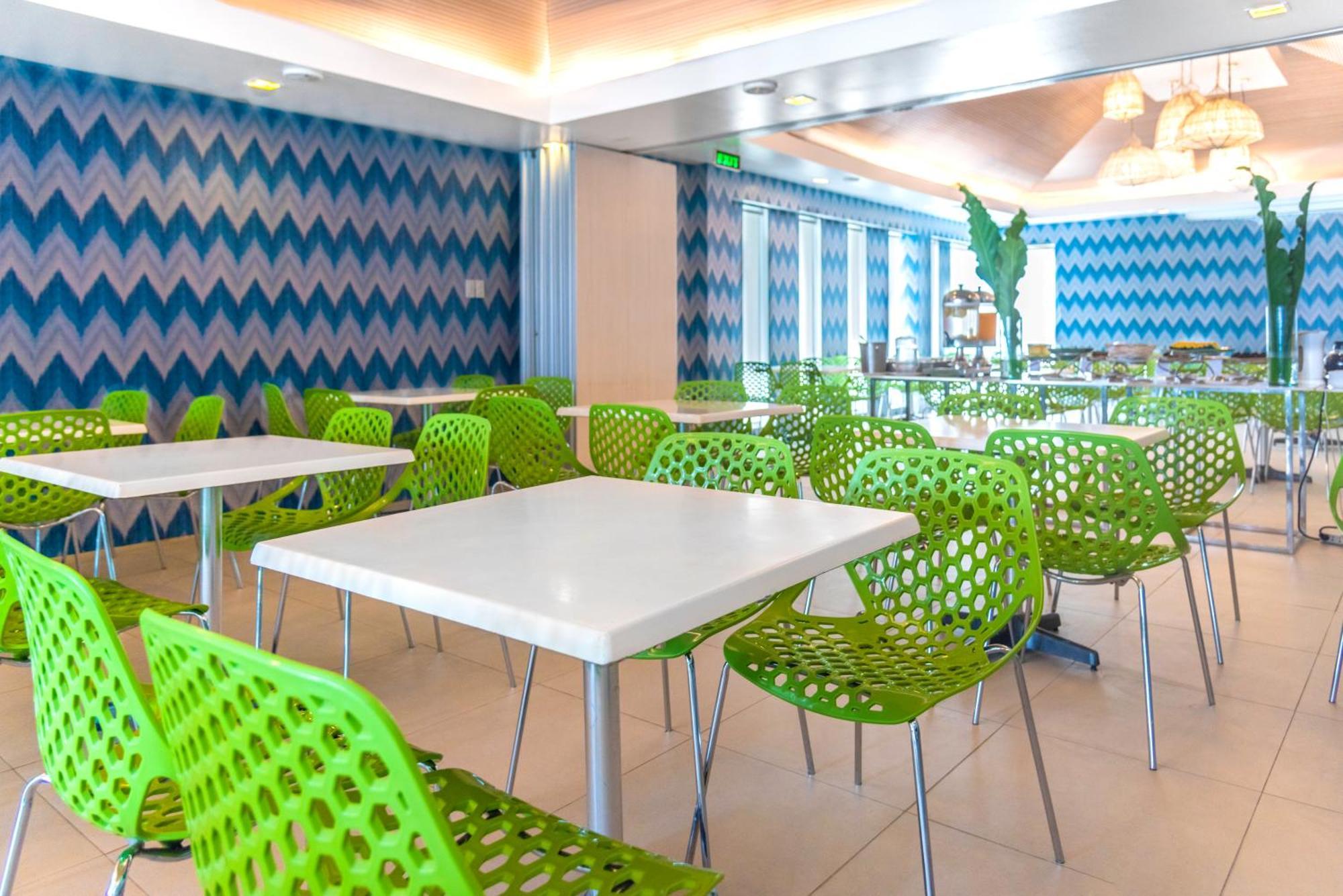 Astoria Boracay Hotel Balabag  Екстериор снимка