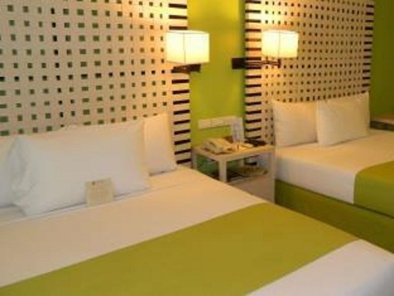 Astoria Boracay Hotel Balabag  Екстериор снимка
